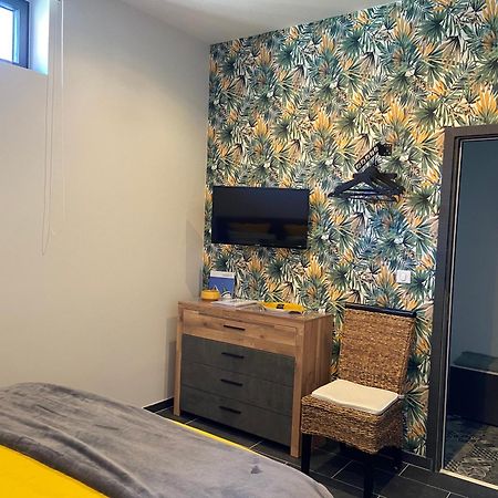 Chambre Tout Confort Avec Commodites Espace Repas Wifi Parking Wimereux Exterior photo